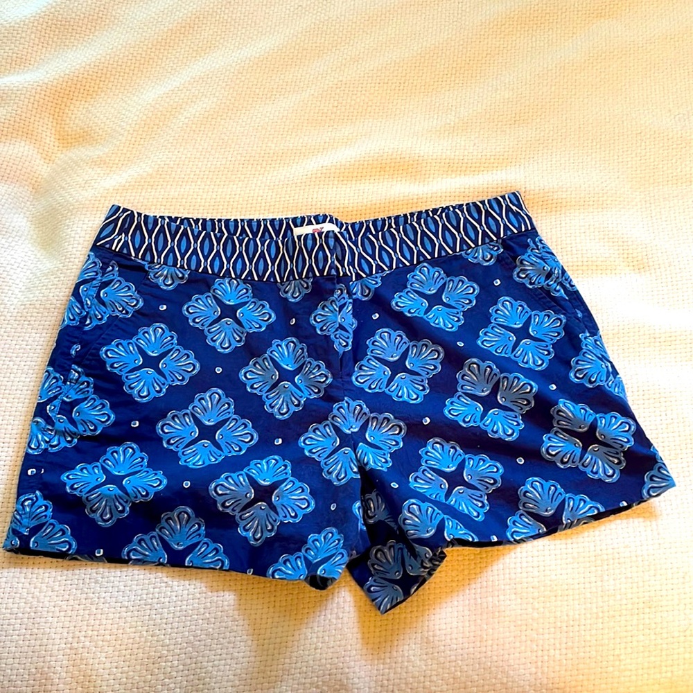 Vineyard Vines Fun Print shell shorts